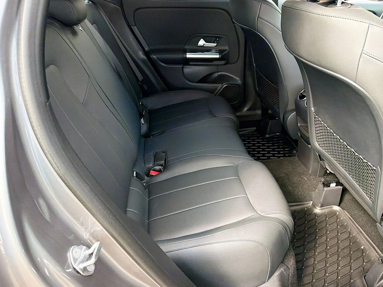 Used 2023  Mercedes-Benz GLA 250 image 30
