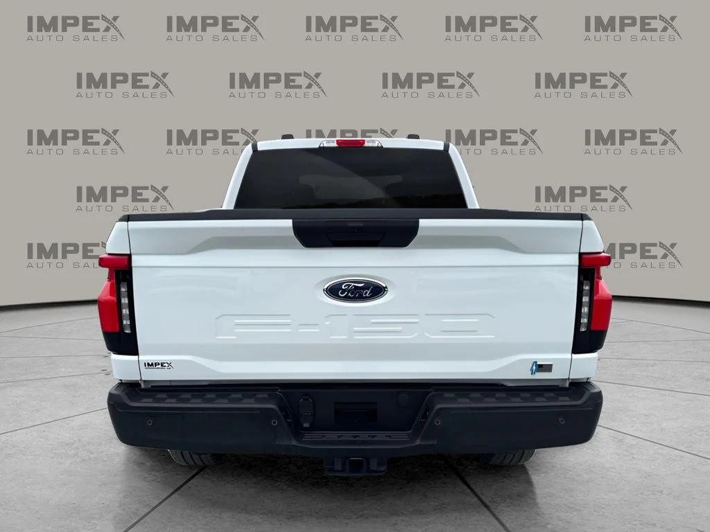Used 2022 White Ford Pro image 4