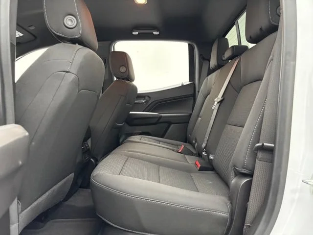 Used 2025 Summit White GMC Elevation image 37