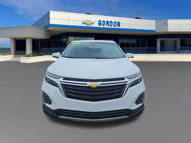 Used 2024 Summit White Chevrolet LT image 8