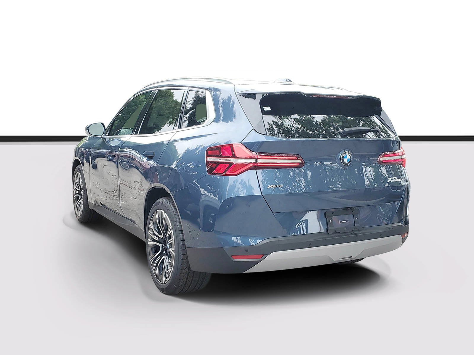 New 2026 Arctic Race Blue Metallic BMW 30 xDrive image 3