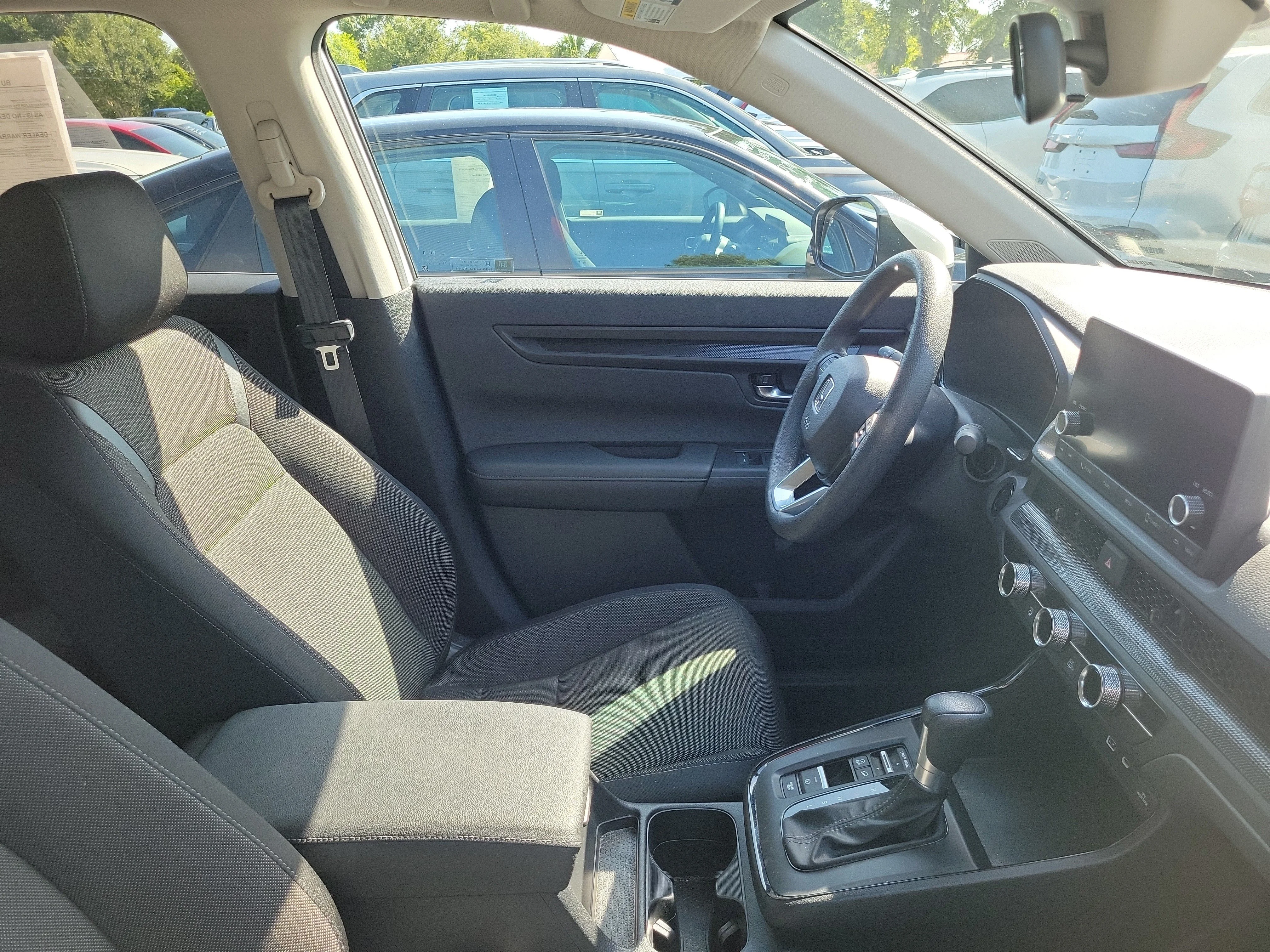 Used 2025 White Honda EX image 3