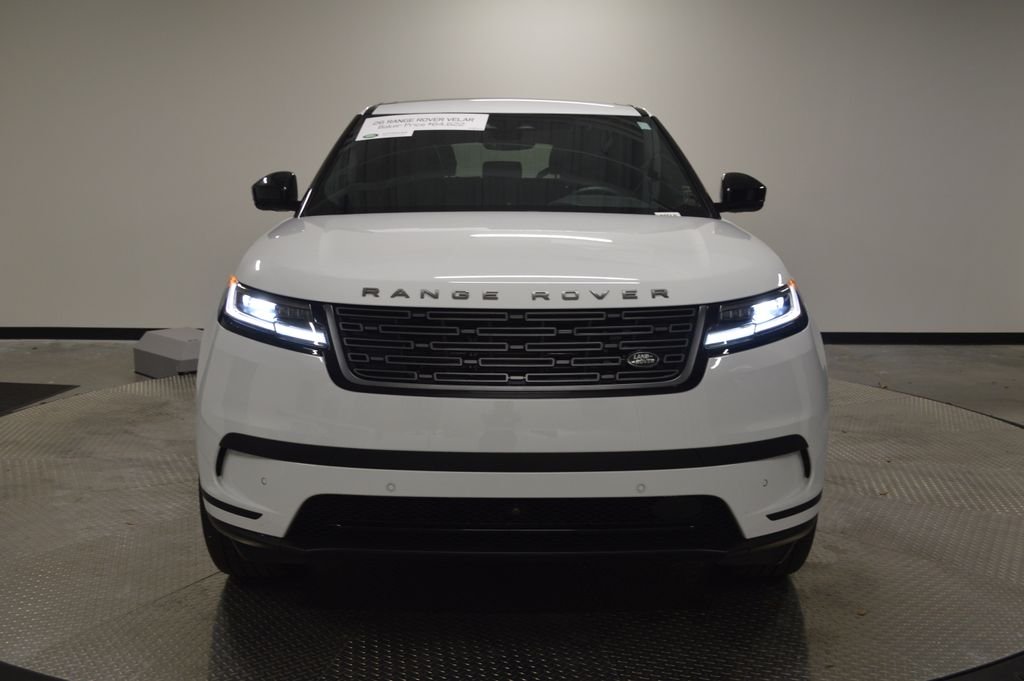 Used 2026 Fuji White Land Rover S image 8