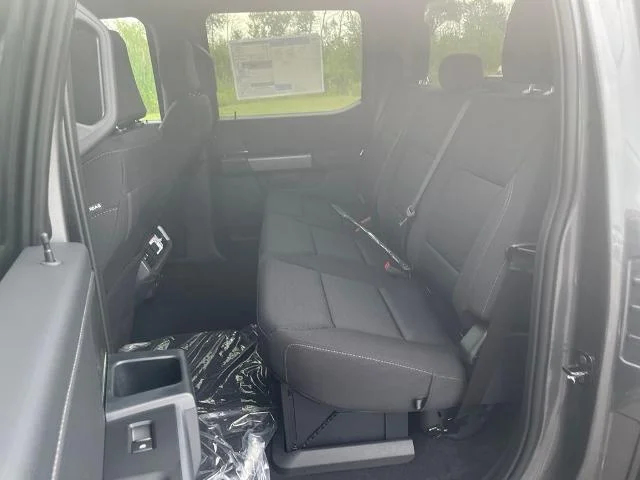 New 2026 Carbonized Gray Metallic Ford XLT image 64