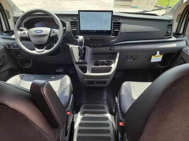 New 2026 Oxford White Ford Base image 15