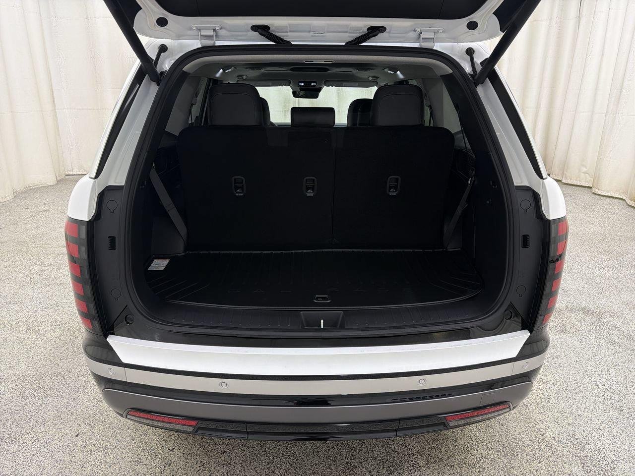 New 2026 Creamy White Pearl Hyundai Limited image 17