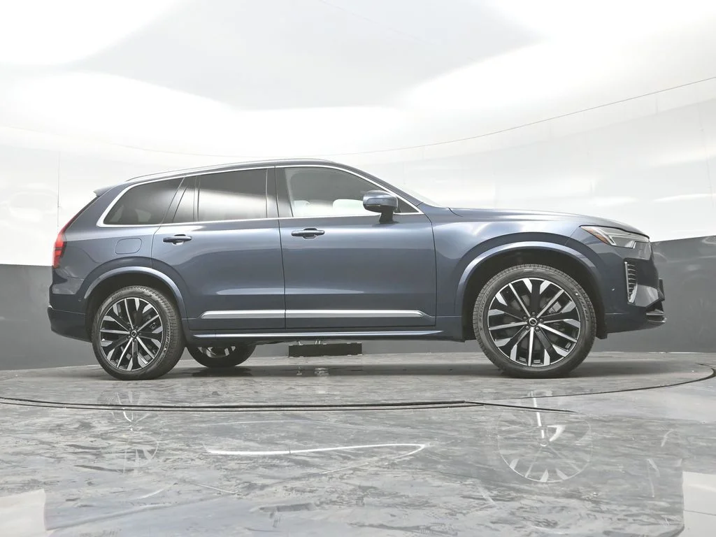 New 2026 Denim Blue Volvo T8 Plus image 30