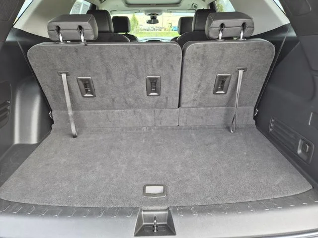 Used 2021 Black Chevrolet Premier image 11