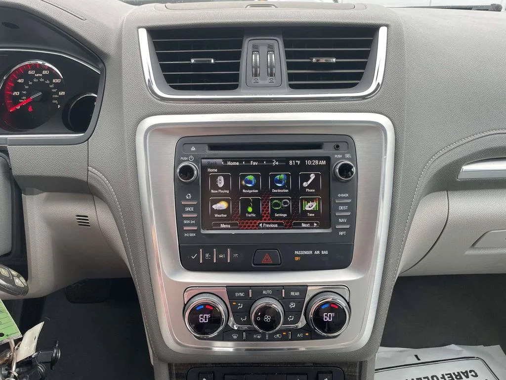 Used 2015 White GMC SLT-1 image 22