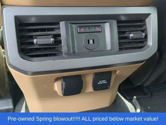 Used 2023 White Ford Lariat image 41