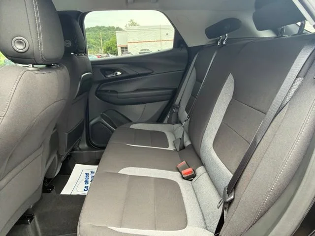 New 2026 Mosaic Black Metallic Chevrolet LT image 22