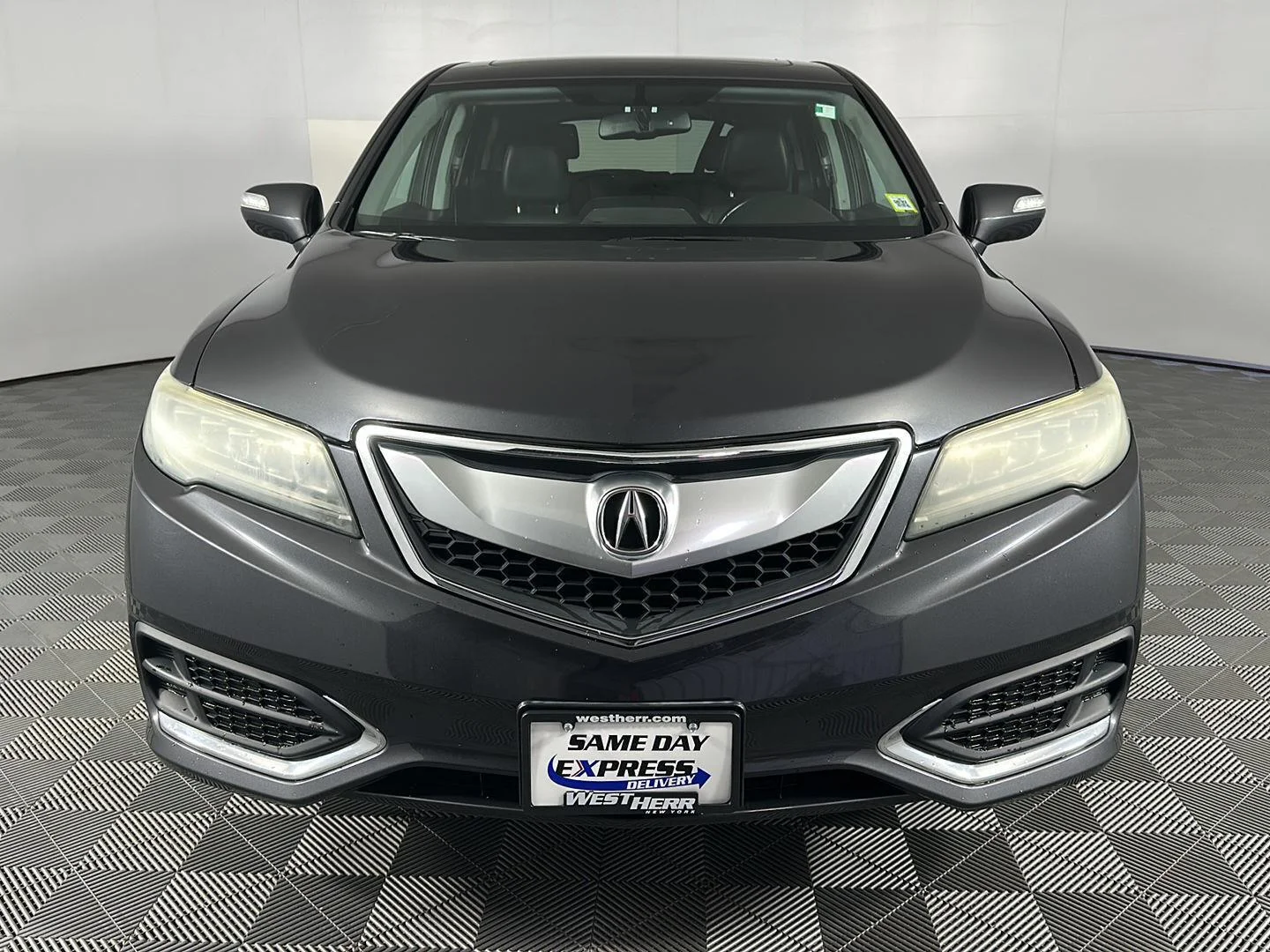 Used 2016  Acura Tech Pkg image 2