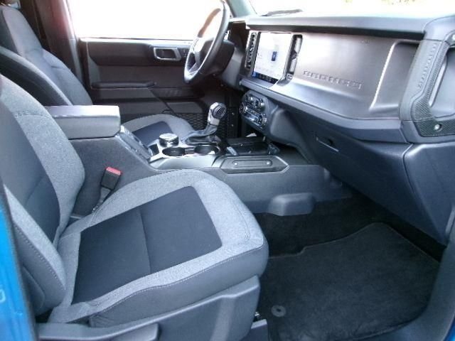 Certified Used 2025 Velocity Blue Metallic Ford Big Bend image 5