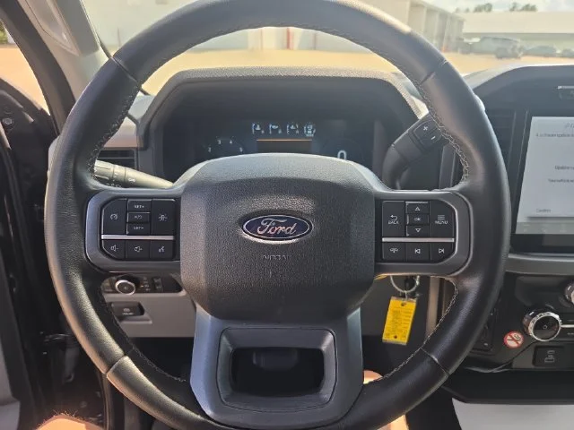 Used 2024 Black Ford XLT image 15