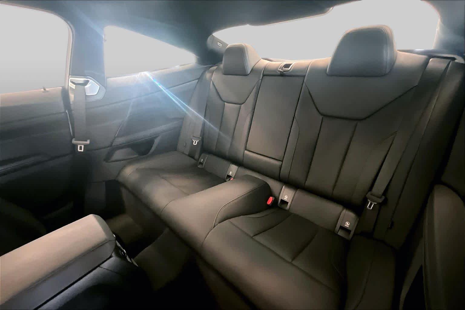 2025 BMW 4 Series 15