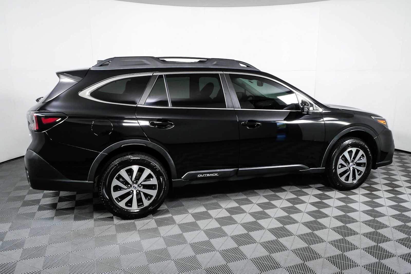 Used 2021 Crystal Black Silica Subaru Premium image 2