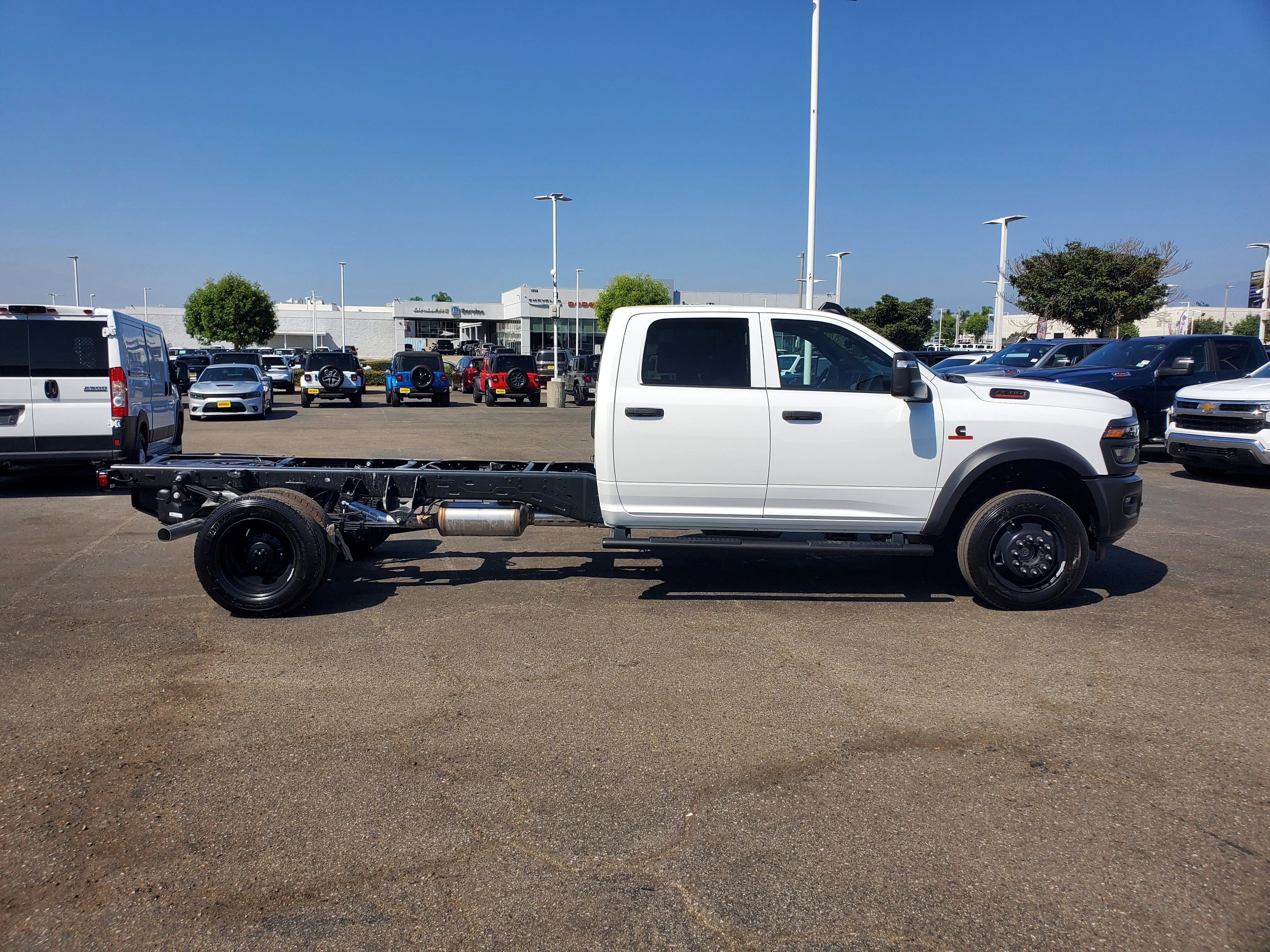 New 2026 Bright White Clearcoat RAM Tradesman image 2