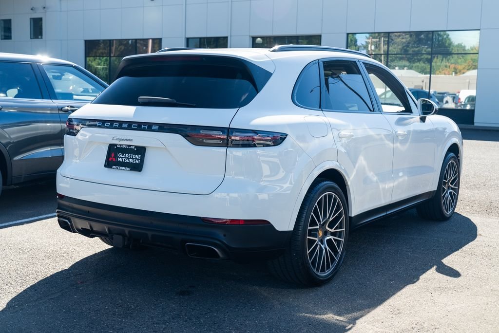 Used 2021 White Porsche Base image 6