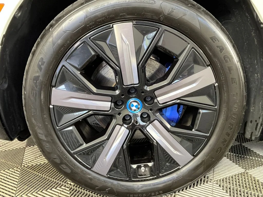 Certified Used 2024 White BMW xDrive50 image 12