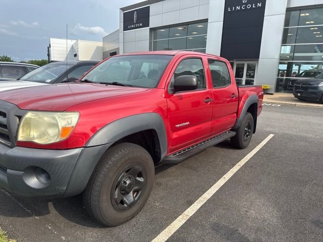 Used 2009 Red Toyota Base image 5