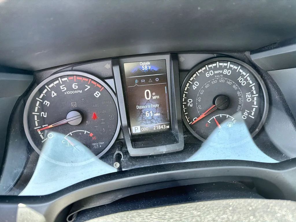 Used 2021 White Toyota SR image 15