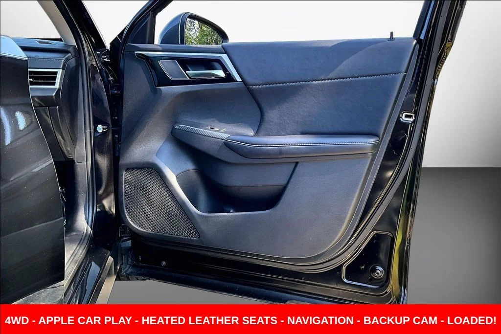 Used 2022  Mitsubishi SE image 34