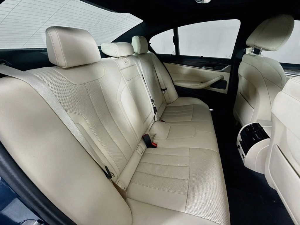 Used 2023 Blue Metallic BMW 540i xDrive image 27