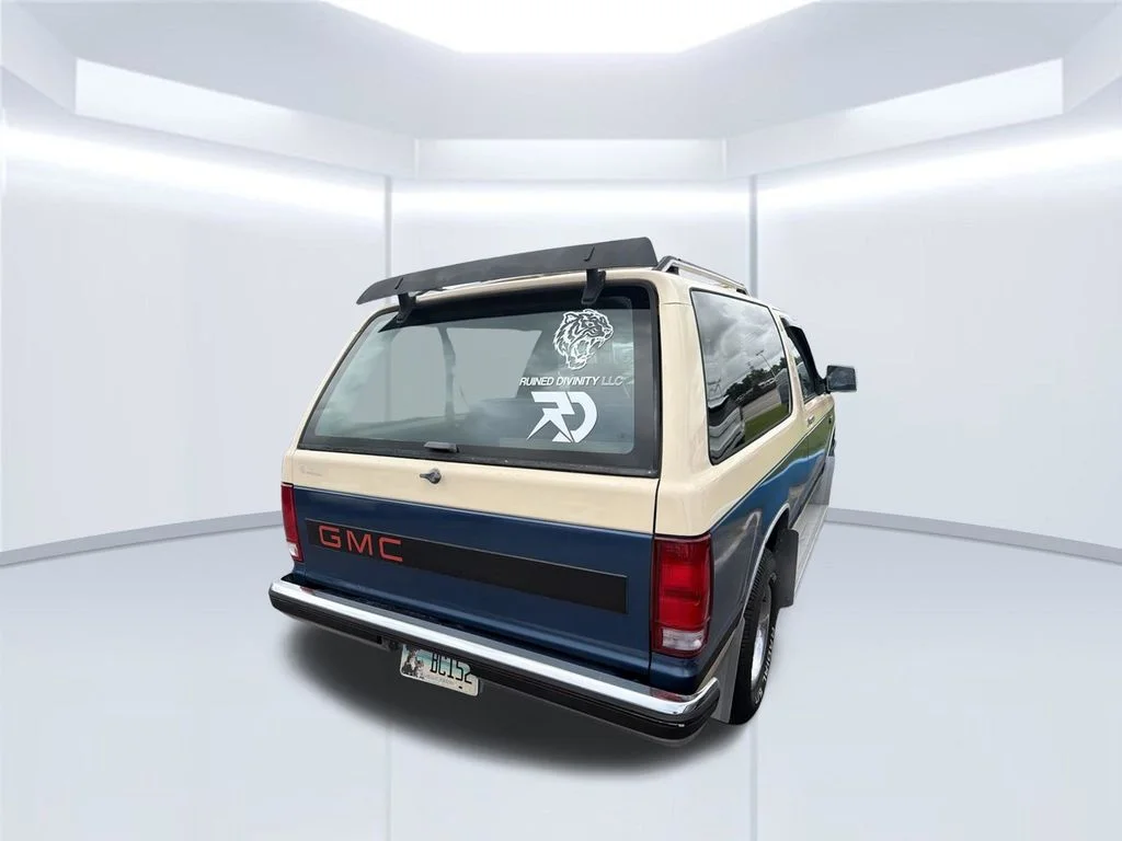 Used 1989 Blue GMC Base image 13
