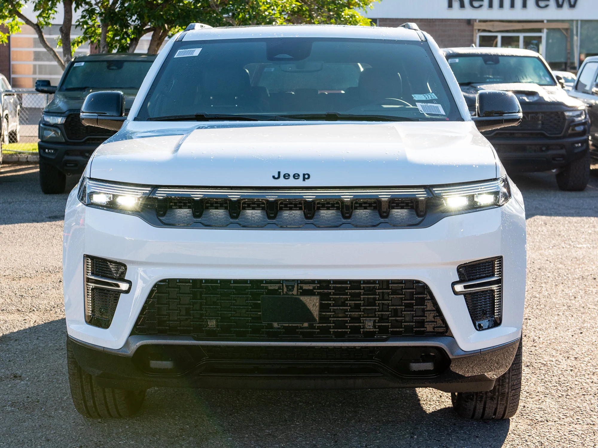 New 2026 White Jeep Limited Reserve* image 8