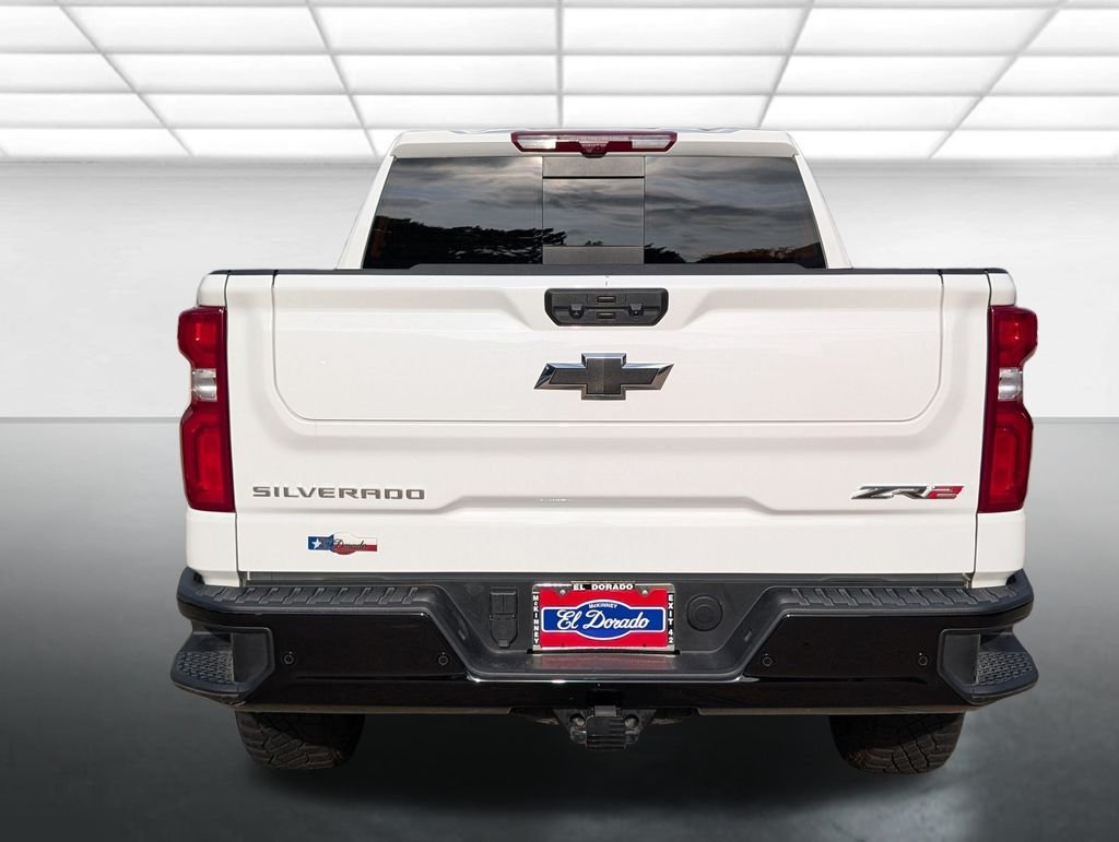 Used 2025 White Chevrolet ZR2 image 33