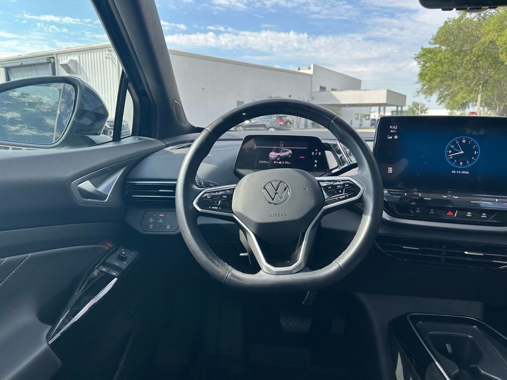 Used 2023 Black Volkswagen S image 49