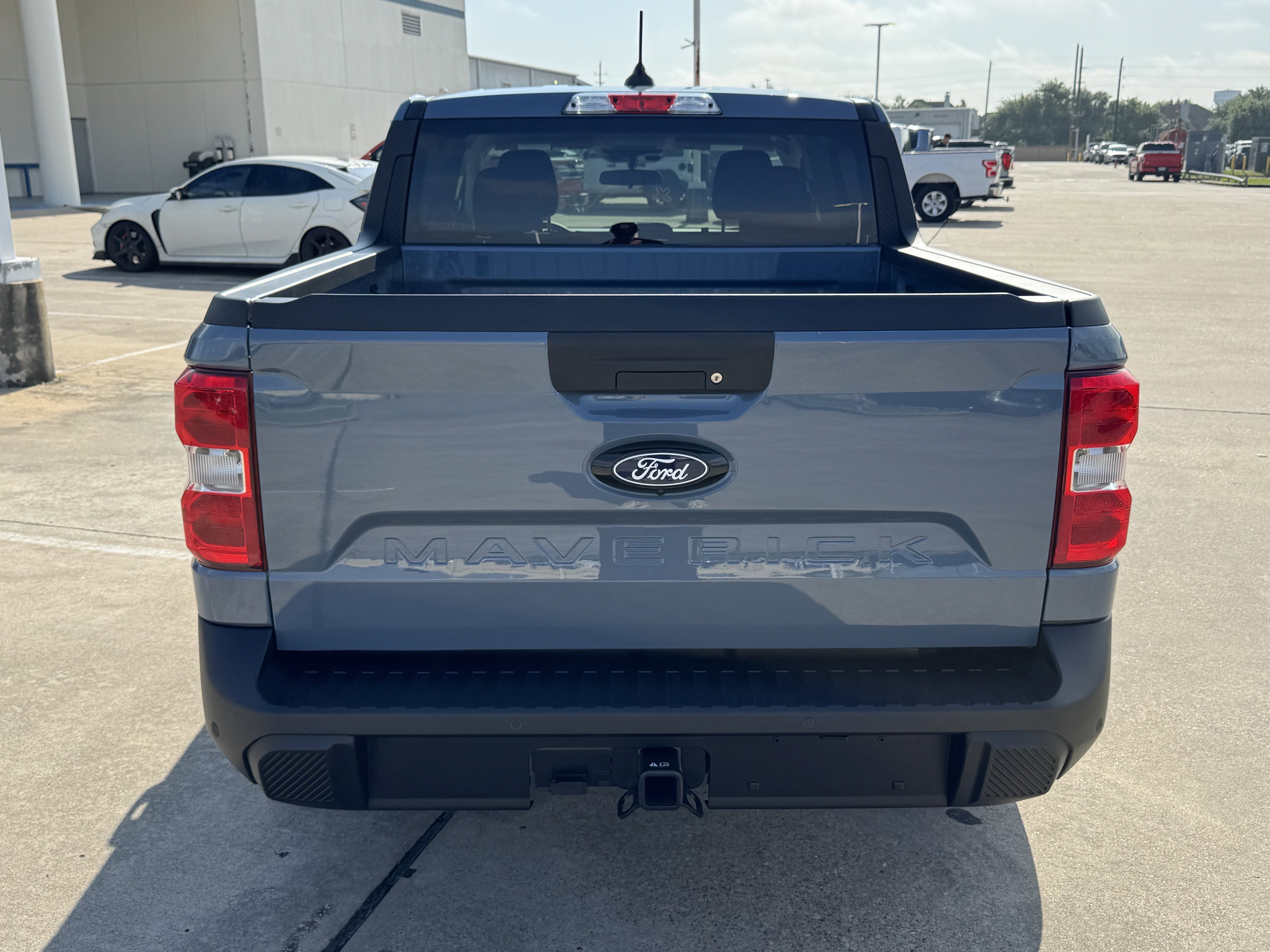 New 2026 Azure Gray Metallic Tri-Coat Ford XLT image 8