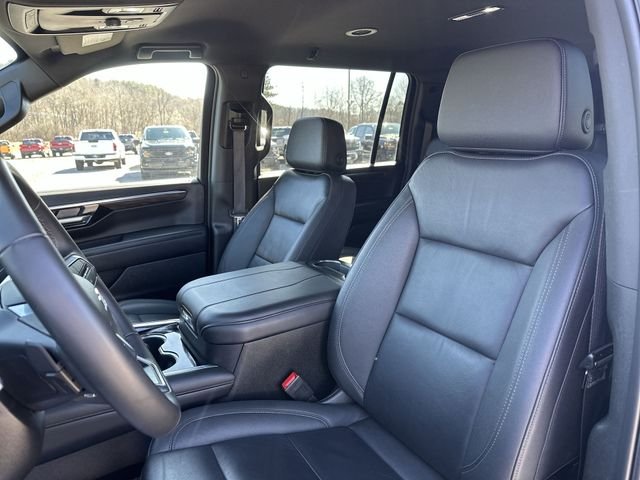 Certified Used 2025 Black Chevrolet Z71 image 15