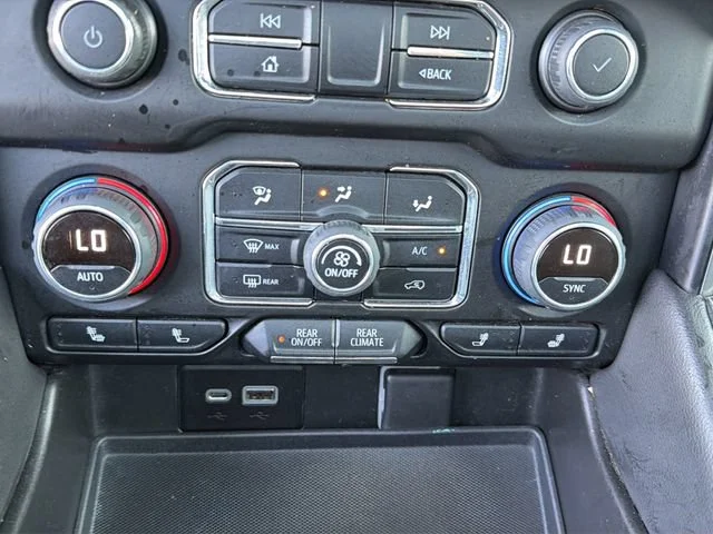 Used 2022 Summit White Chevrolet LT image 14