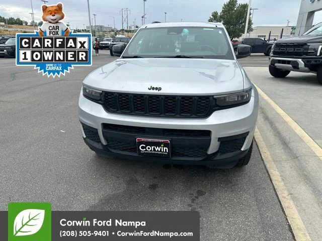 Used 2021 Silver Zynith Jeep  image 2