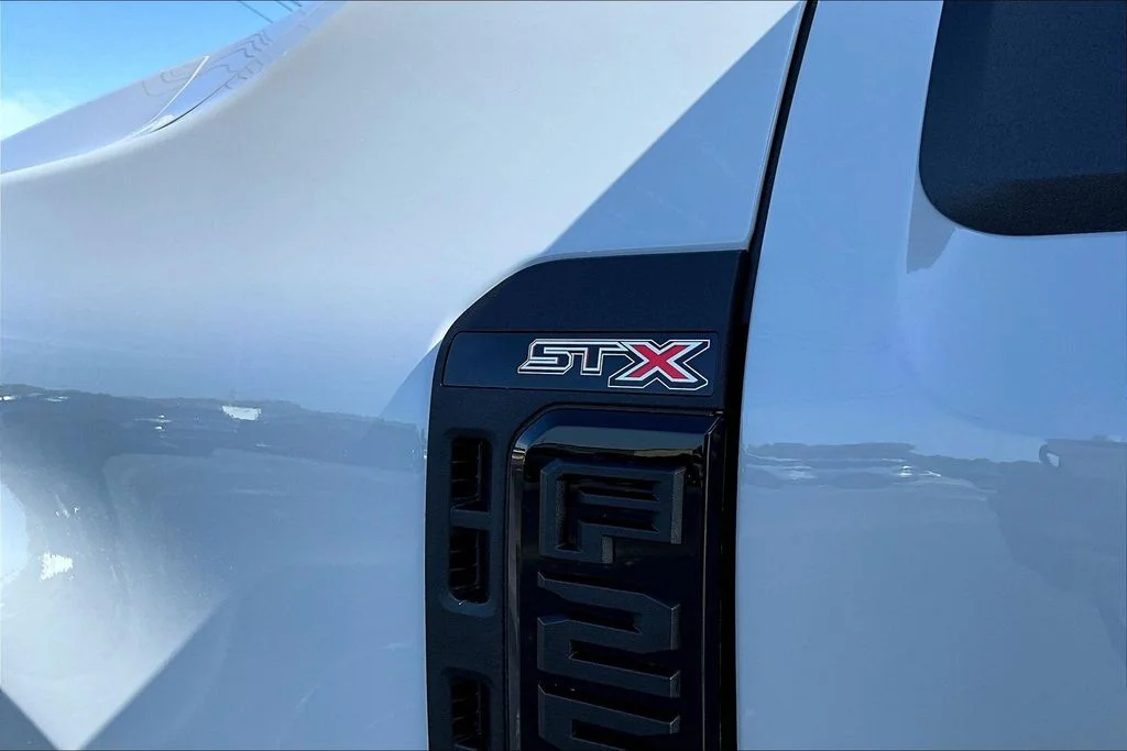 New 2026 Avalanche Ford F-250® XL image 9
