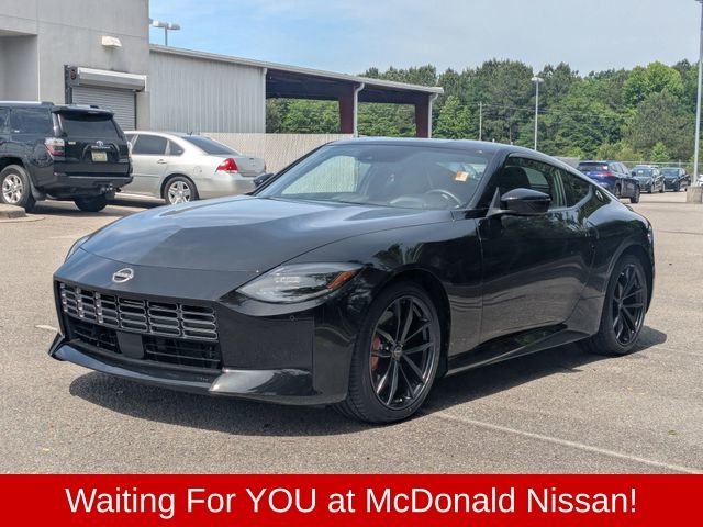 Used 2024 Black Nissan Performance image 1