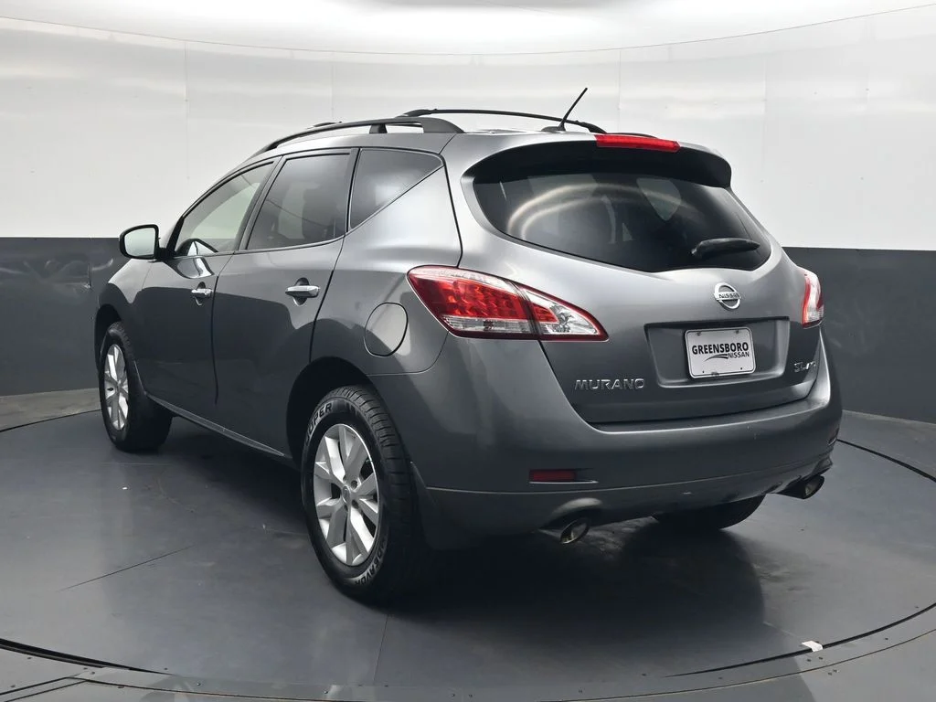 Used 2013 Gray Nissan SL image 7