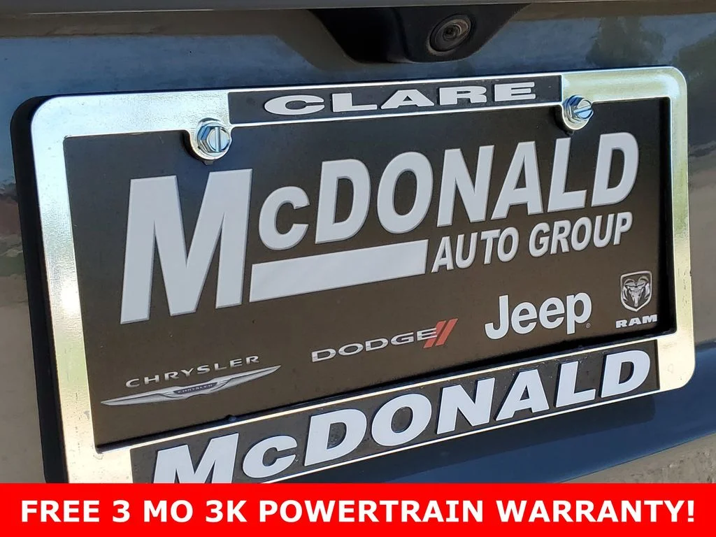 Used 2019 Gray Jeep Laredo image 5