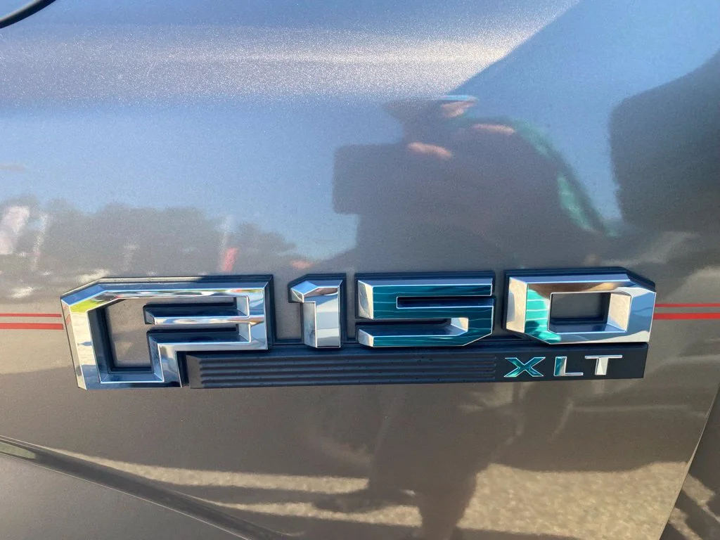 Used 2018 Gray Ford XLT image 21