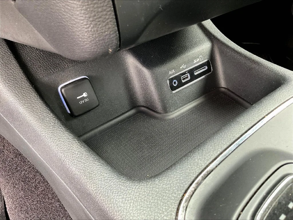 Used 2017 Granite Clearcoat Metallic Dodge GT image 19