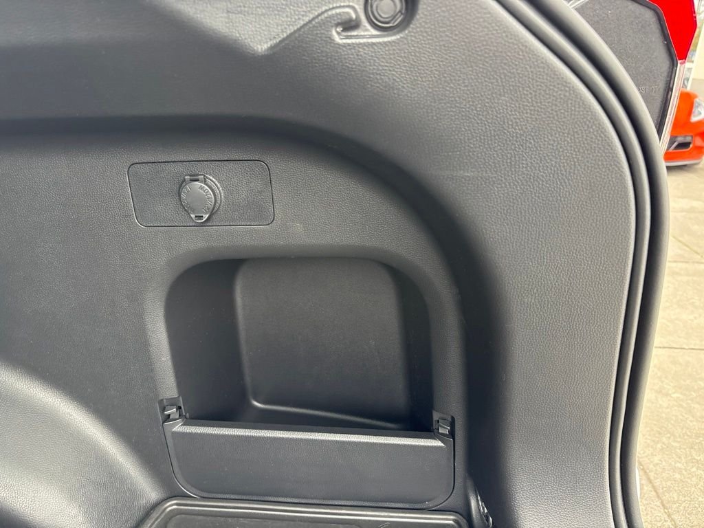 Used 2024 Ice Toyota XLE image 28