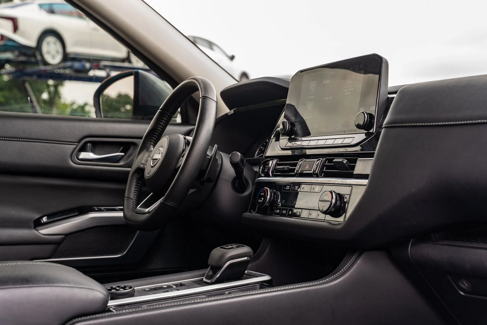 Used 2025 Gray Nissan SL image 11