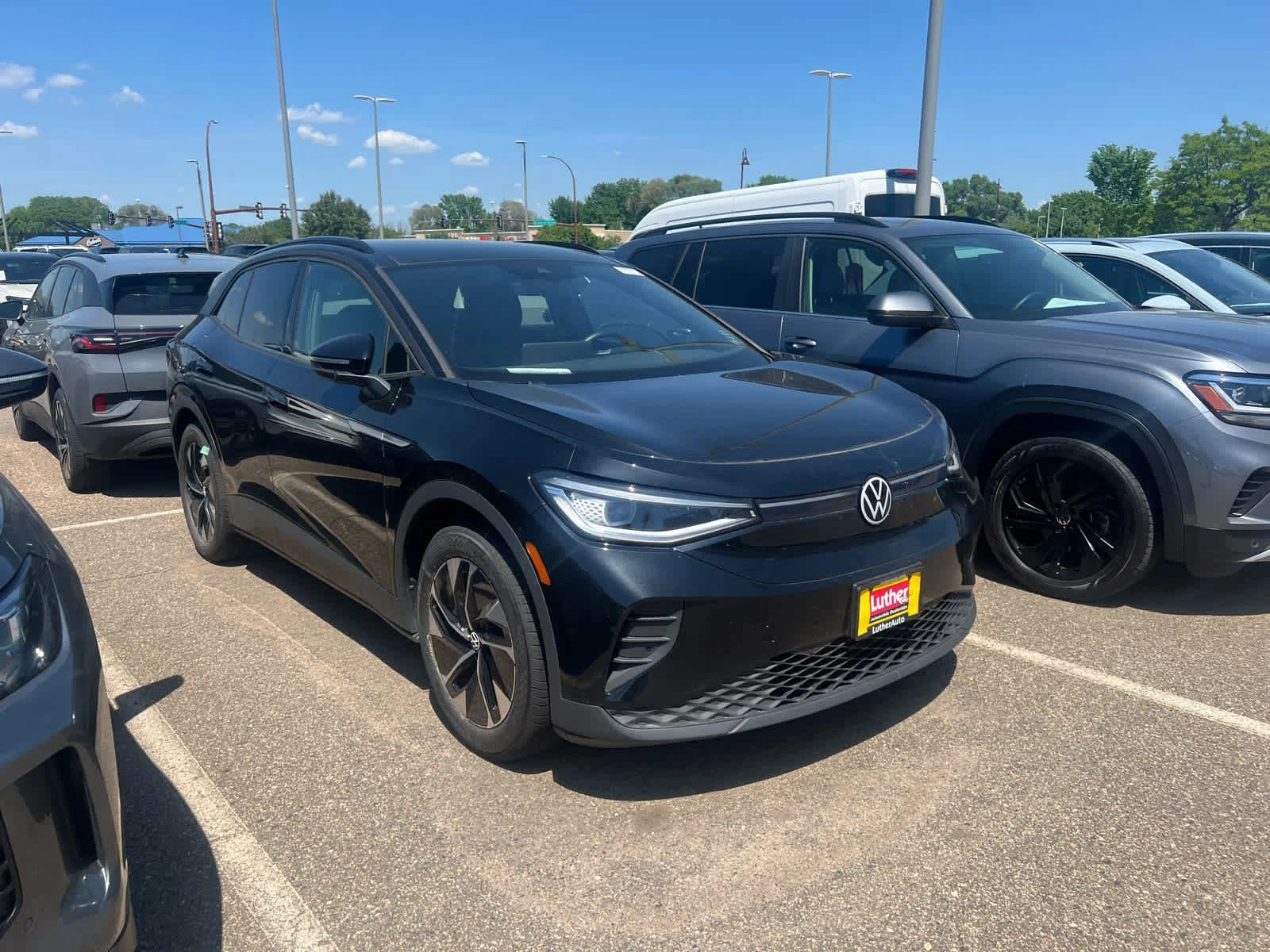 Certified 2022 Volkswagen ID.4 PRO S with VIN WVGTMPE24NP047109 for sale in Minneapolis, MN