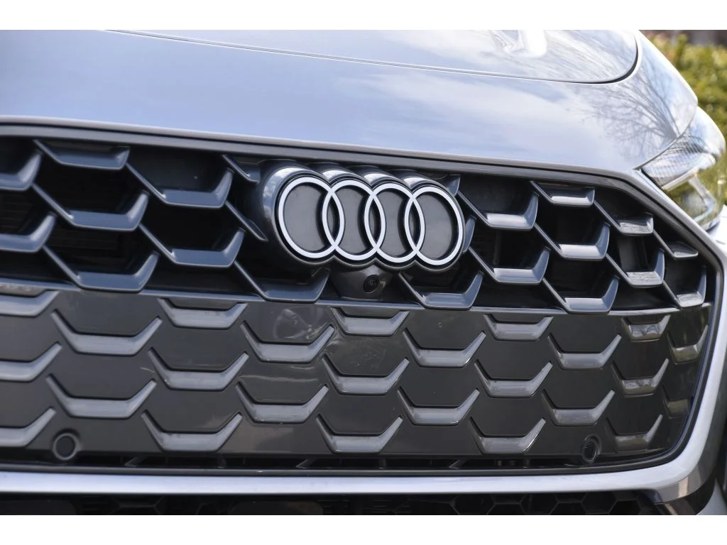 Used 2025 Florett Silver Metallic Audi Premium Plus image 11