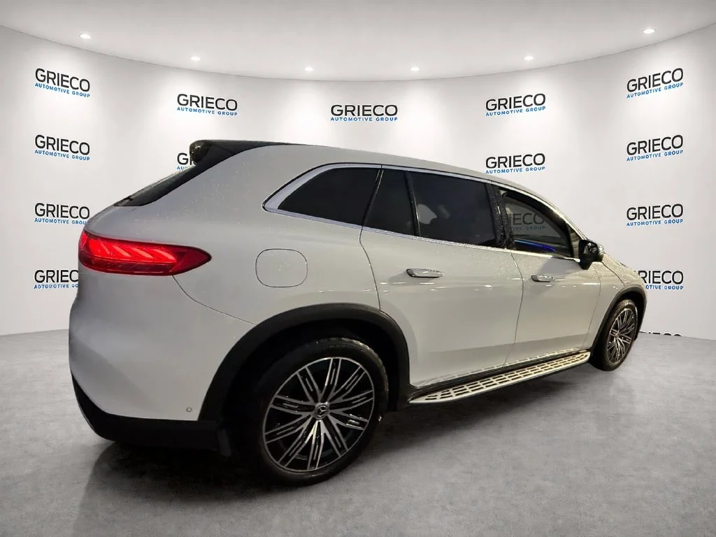 Used 2023 White Mercedes-Benz 450 image 7