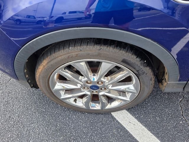 Used 2014 Blue Ford SE image 17