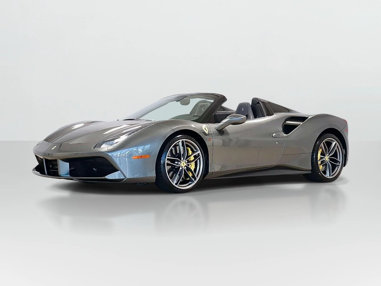 Used 2018 Grigio Silverstone Metallic Ferrari Convertible image 1