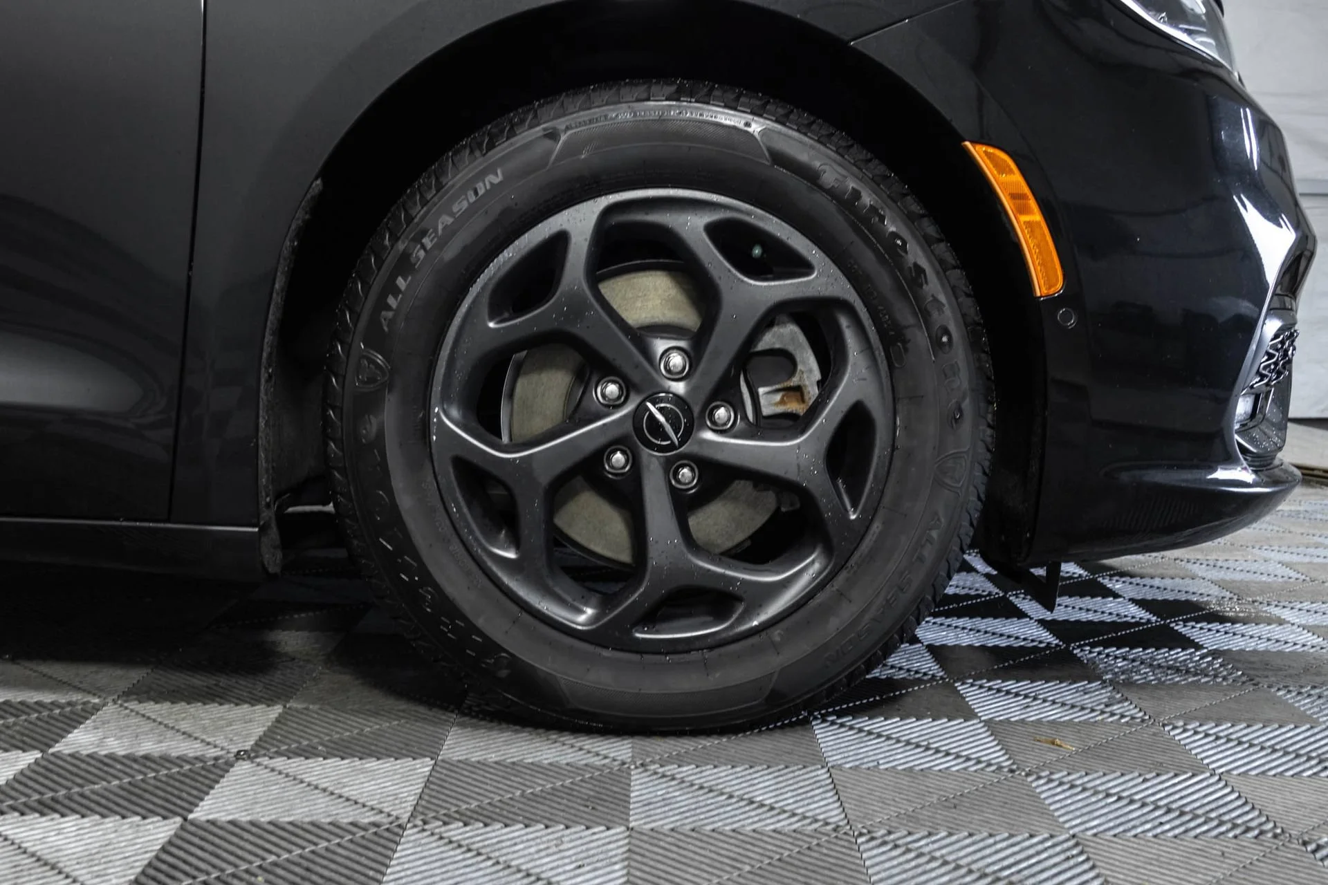 Used 2022 Black Chrysler Touring L image 48