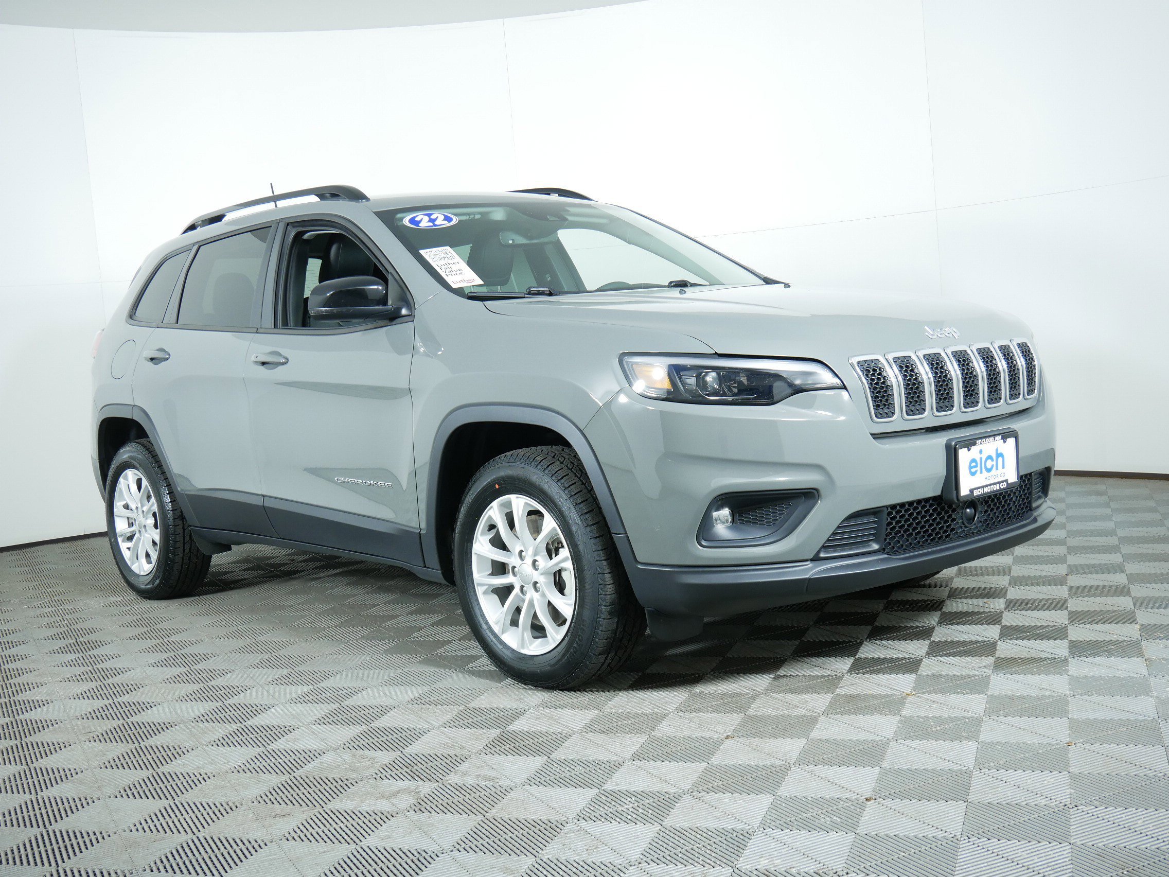 2022 Jeep Cherokee Latitude Lux 4X4's photo